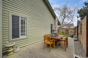 9455 Laguna Lake Way, Elk Grove, CA 95758 - Photo 70