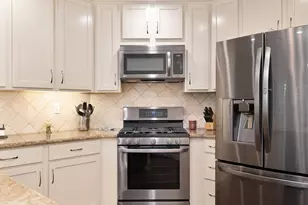 9455 Laguna Lake Way, Elk Grove, CA 95758 - Photo 28