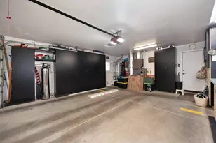 9455 Laguna Lake Way, Elk Grove, CA 95758 - Photo 50