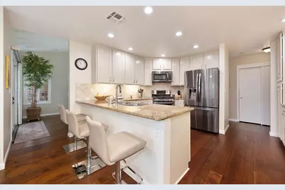 9455 Laguna Lake Way, Elk Grove, CA 95758 - Photo 24