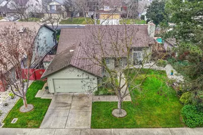 9455 Laguna Lake Way, Elk Grove, CA 95758 - Photo 74