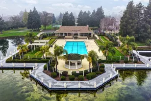 9455 Laguna Lake Way, Elk Grove, CA 95758 - Photo 92