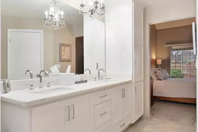 9455 Laguna Lake Way, Elk Grove, CA 95758 - Photo 48