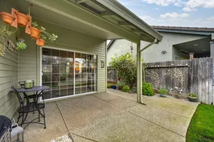 9455 Laguna Lake Way, Elk Grove, CA 95758 - Photo 56