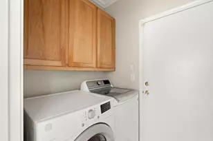 8240 Brewster Mill Cir, Antelope, CA 95843 - Photo 30