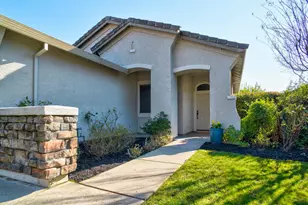 1320 Walden Dr, Folsom, CA 95630 - Photo 2