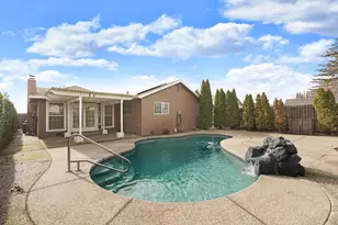 1525 W Vine St, Lodi, CA 95242 - Photo 1