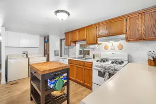 Bouquet Way, Sacramento, CA 95834 - Photo 8
