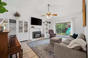 9676 Appalachian Dr, Sacramento, CA 95827 - Photo 8