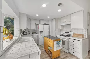 9676 Appalachian Dr, Sacramento, CA 95827 - Photo 6