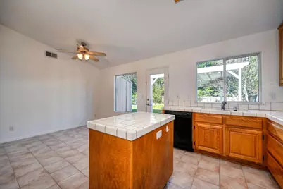 3713 Mariposa Springs Drive, El Dorado Hills, CA 95762 - Photo 16