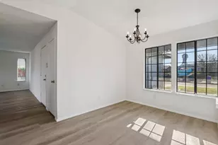 3985 Limestone Way, Sacramento, CA 95823 - Photo 6