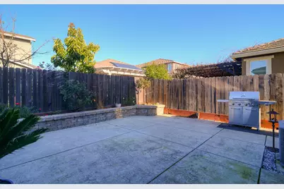 9523 Sauterne Way, Elk Grove, CA 95624 - Photo 44