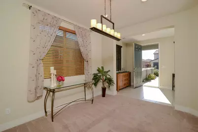 9523 Sauterne Way, Elk Grove, CA 95624 - Photo 12