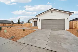 1627 Hansen Ranch Rd, Olivehurst, CA 95961 - Photo 4