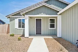 1633 Hansen Ranch Rd, Olivehurst, CA 95961 - Photo 4