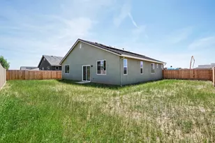 1633 Hansen Ranch Rd, Olivehurst, CA 95961 - Photo 38