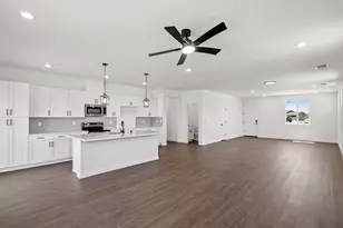 1633 Hansen Ranch Rd, Olivehurst, CA 95961 - Photo 10