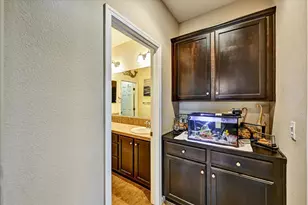 101 Haywood Ct, Roseville, CA 95747 - Photo 12