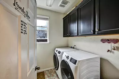 101 Haywood Court, Roseville, CA 95747 - Photo 8