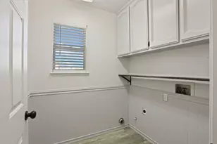 988 Padbury Ct, Galt, CA 95632 - Photo 30