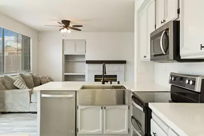 988 Padbury Court, Galt, CA 95632 - Photo 16