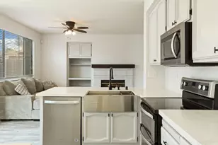 988 Padbury Ct, Galt, CA 95632 - Photo 16