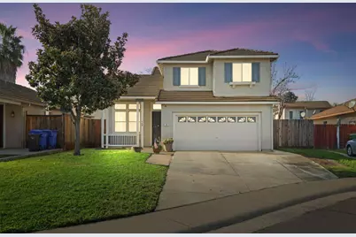 988 Padbury Court, Galt, CA 95632 - Photo 2