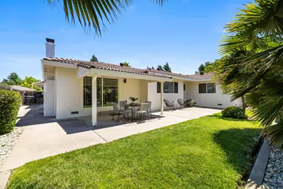 7170 Westmoreland Way, Sacramento, CA 95831 - Photo 76