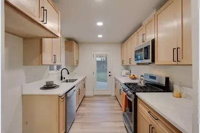 9933 Nebula Way, Sacramento, CA 95827 - Photo 14