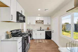 4928 Ortega, Sacramento, CA 95820 - Photo 10