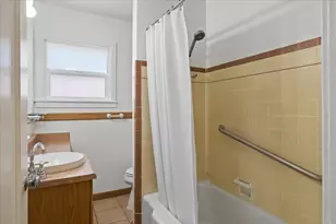 2305 Cantalier St, Sacramento, CA 95815 - Photo 14