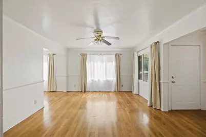 2305 Cantalier Street, Sacramento, CA 95815 - Photo 2