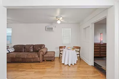 2305 Cantalier Street, Sacramento, CA 95815 - Photo 14