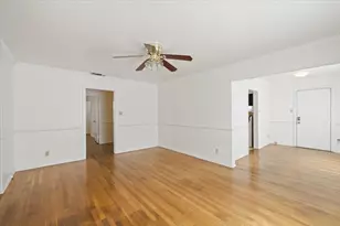 2305 Cantalier St, Sacramento, CA 95815 - Photo 6