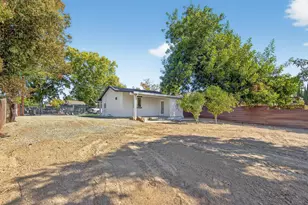 1124 Acacia Ave, Sacramento, CA 95815 - Photo 16