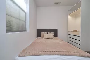 493 Tailoff Ln, Sacramento, CA 95818 - Photo 6