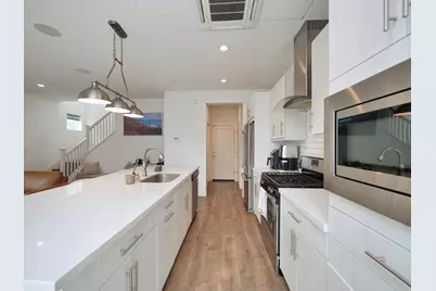 493 Tailoff Lane, Sacramento, CA 95818 - Photo 10