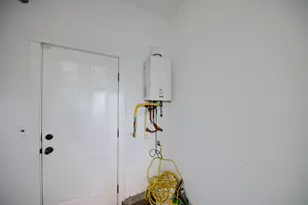 1394 Burton Wy, Manteca, CA 95337 - Photo 96