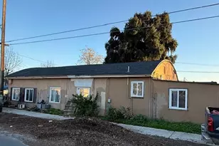 401 Thrasher Ave, Modesto, CA 95354 - Photo 2