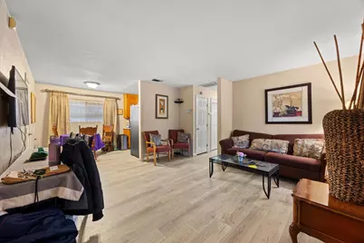 7701 39th Avenue, Sacramento, CA 95824 - Photo 4