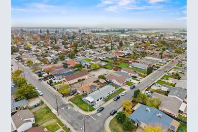 7701 39th Avenue, Sacramento, CA 95824 - Photo 26