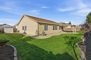 427 Alpen Rose Way, Galt, CA 95632 - Photo 38