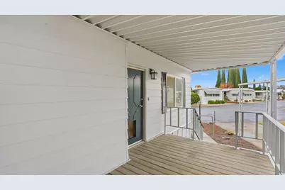 La Entrada Way, Yuba City, CA 95993 - Photo 6