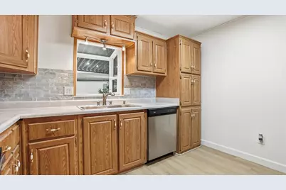 La Entrada Way, Yuba City, CA 95993 - Photo 16