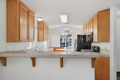 988 Monterey Street, Madera, CA 93637 - Photo 10