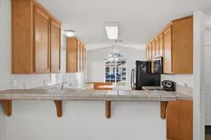 988 Monterey St, Madera, CA 93637 - Photo 10