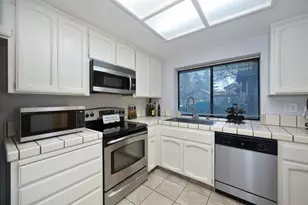 7021 Rancho Mirage Ct, Citrus Heights, CA 95621 - Photo 2