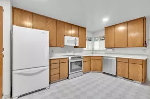 23568 Robin Rd, Pioneer, CA 95666 - Photo 32