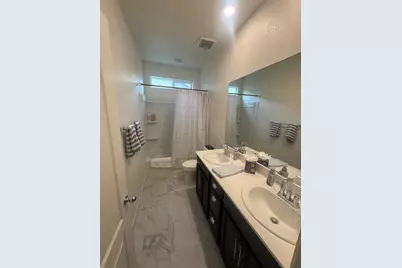 9475 Pasaje Place, Elk Grove, CA 95624 - Photo 4